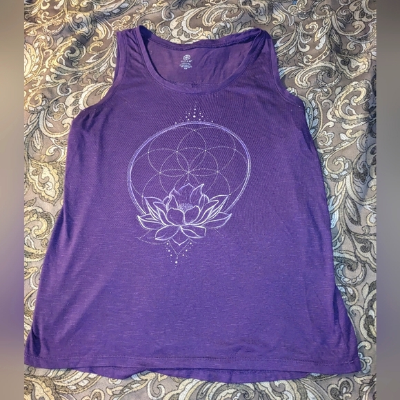 Gaiam Floral Tank Top 💜 - Picture 1 of 6